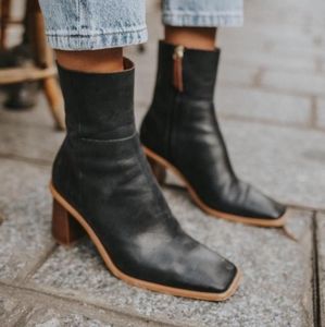 NWT Alohas West Black Vintage Boots